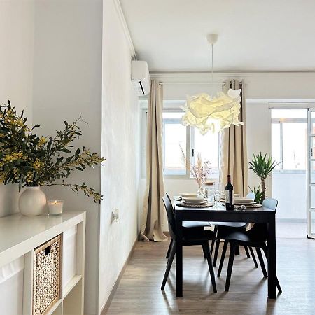 Your Sunny & Spacious Portview Home 瓦伦西亚 外观 照片