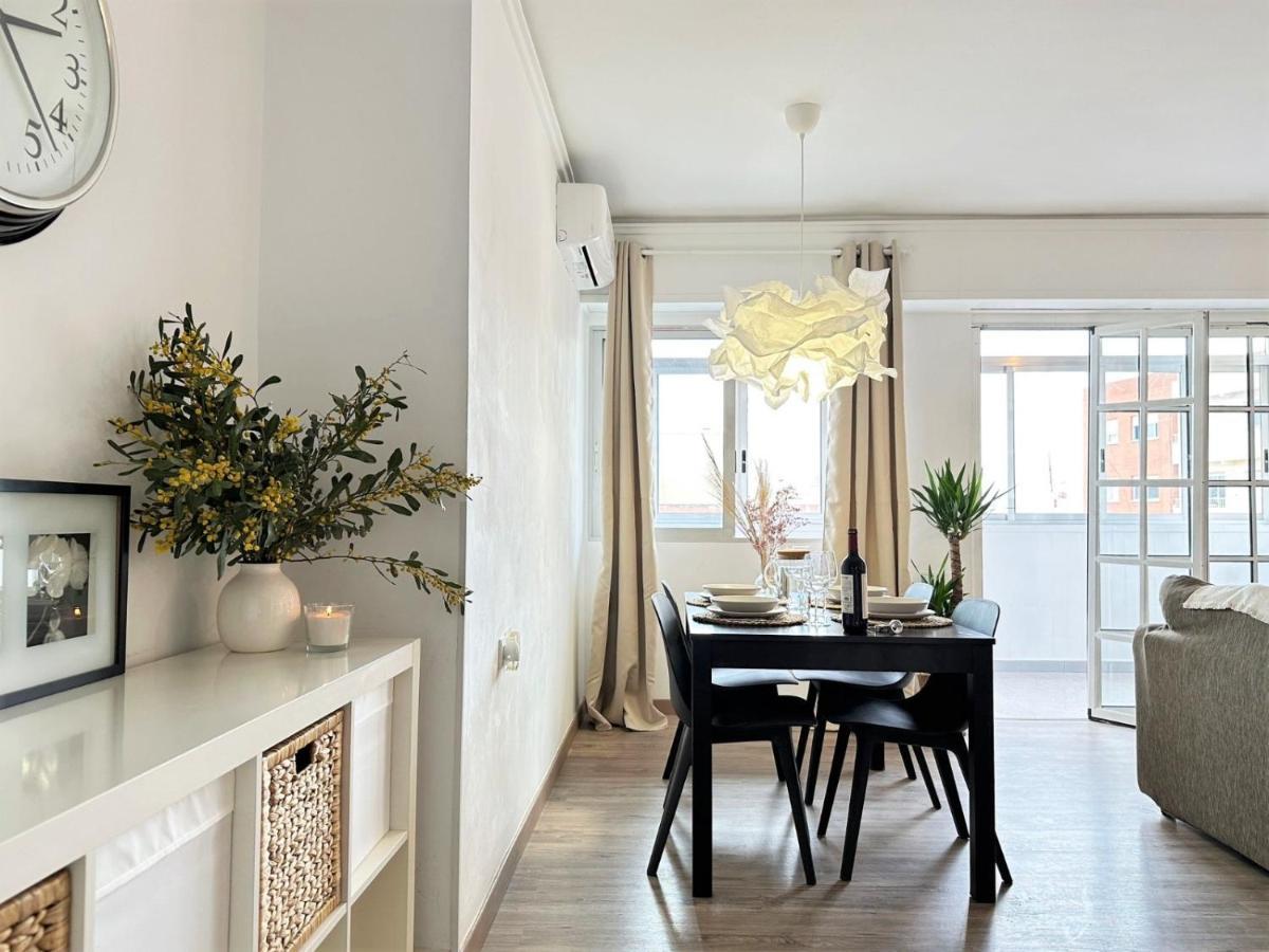 Your Sunny & Spacious Portview Home 瓦伦西亚 外观 照片