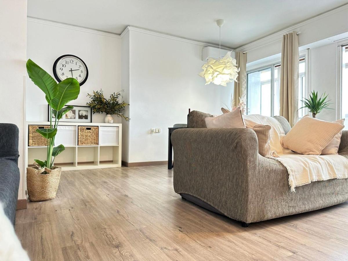 Your Sunny & Spacious Portview Home 瓦伦西亚 外观 照片
